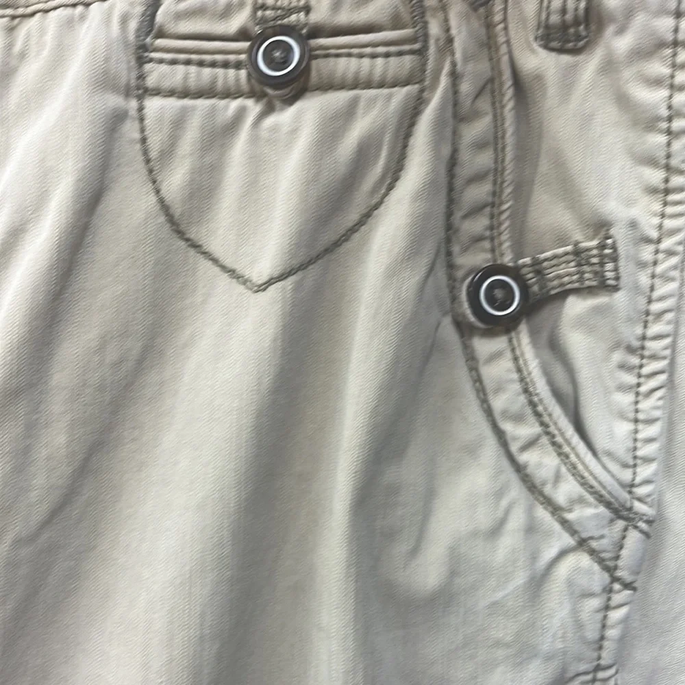 American Eagle Outfitters Y2K Cotton button fly khaki wide leg 10 pants